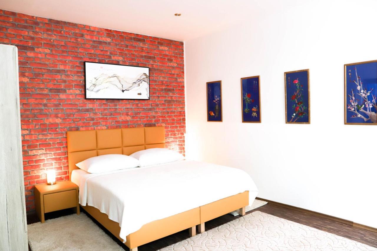 «Go West» Guest Rooms Wenen Buitenkant foto