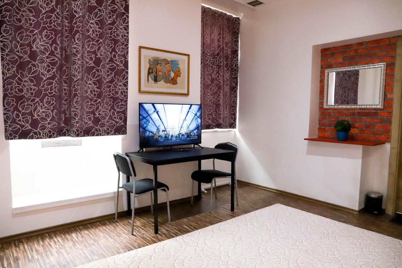 «Go West» Guest Rooms Wenen Buitenkant foto
