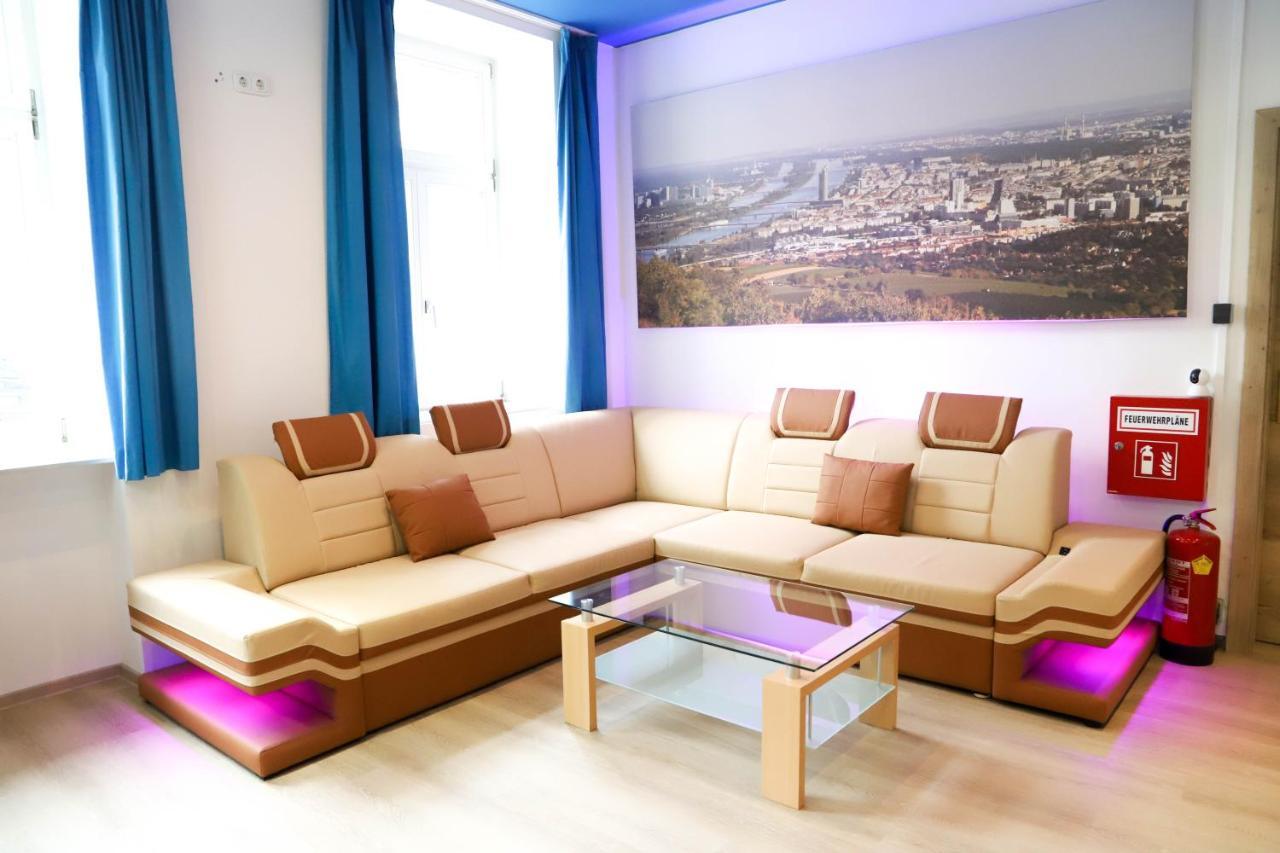 «Go West» Guest Rooms Wenen Buitenkant foto