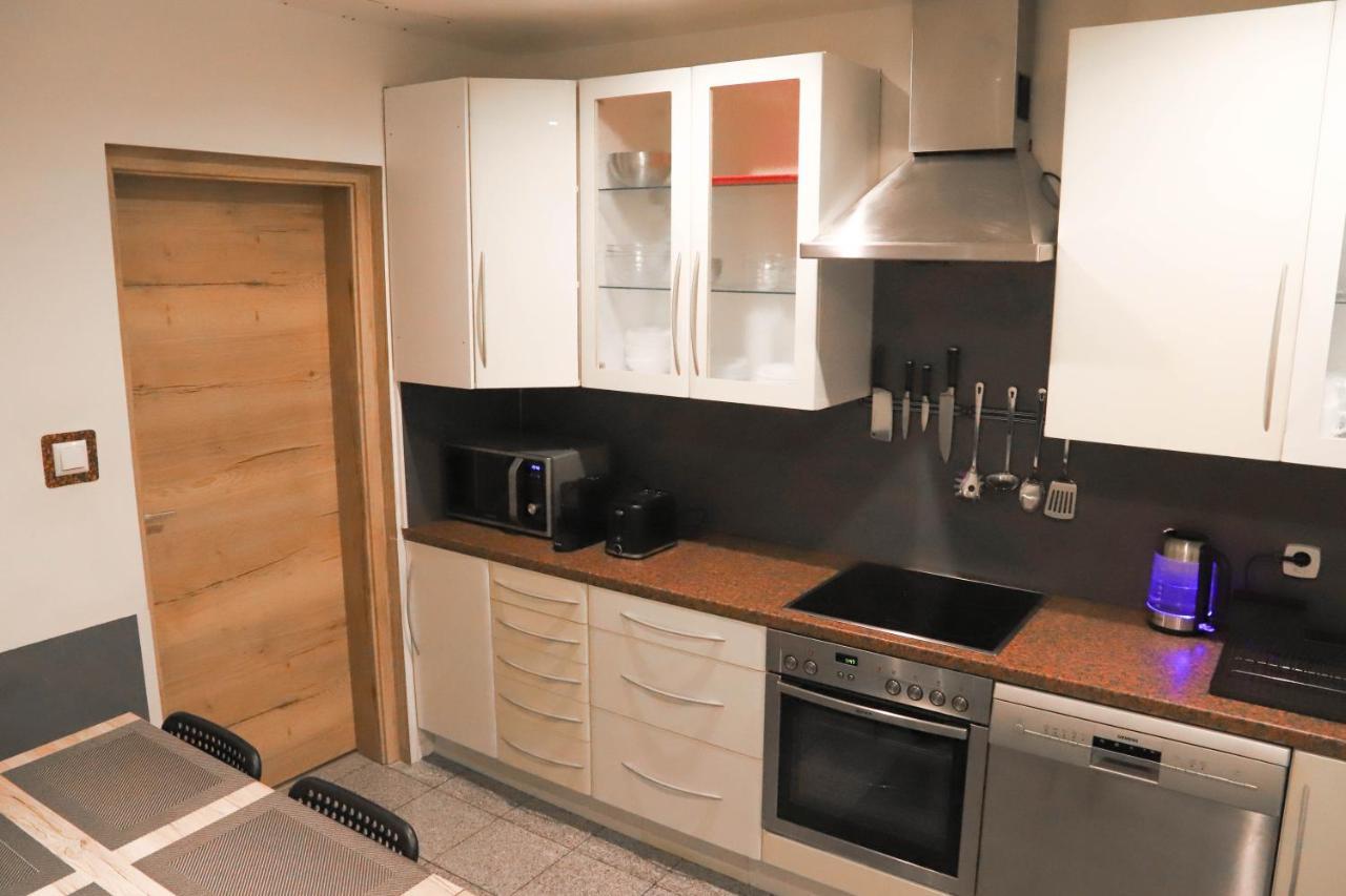 «Go West» Guest Rooms Wenen Buitenkant foto